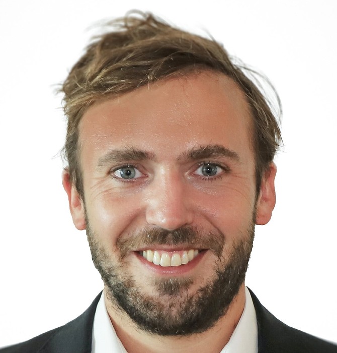 Oliver Attwater, Robeco