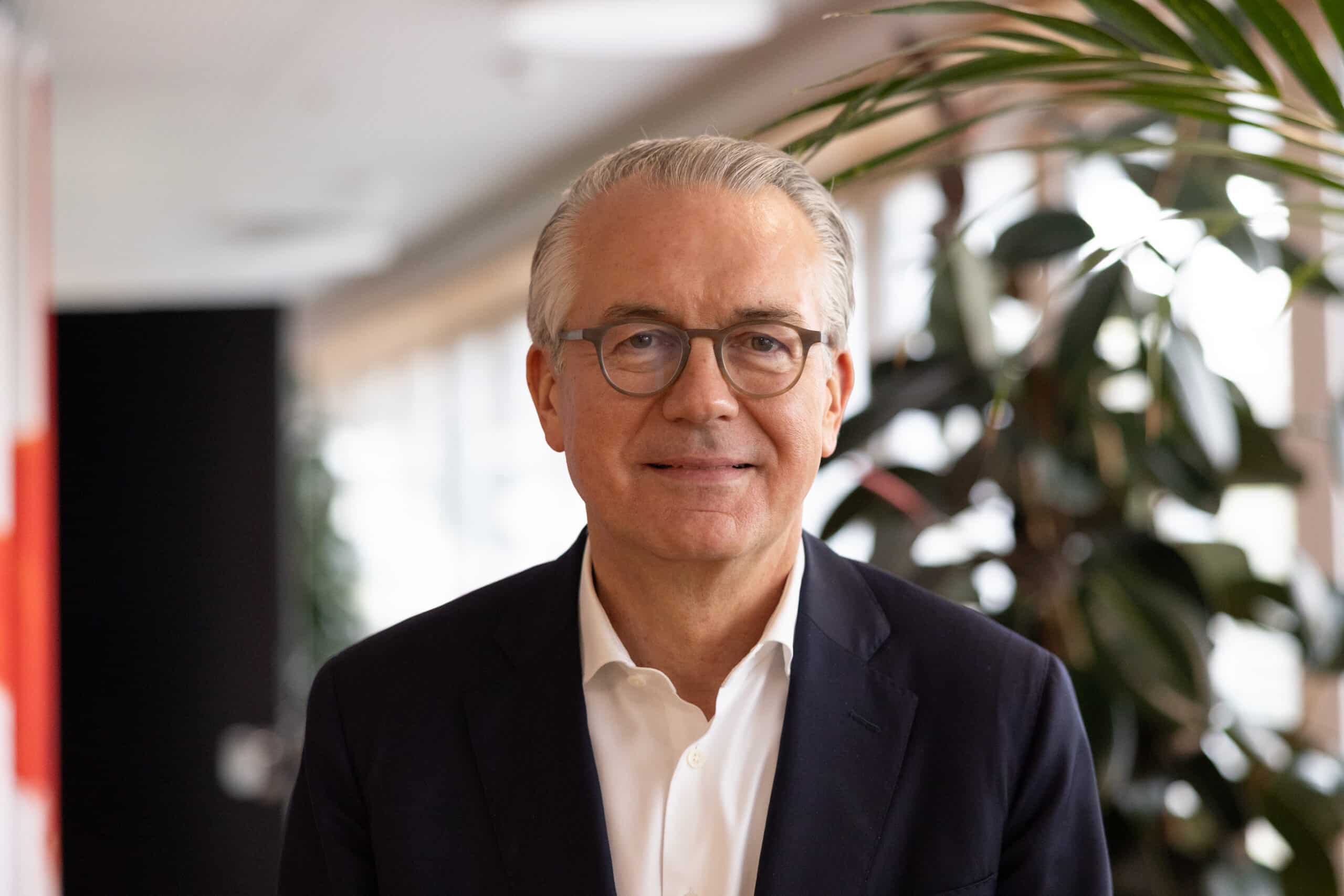 Dr Alan Hippe, Roche CFO