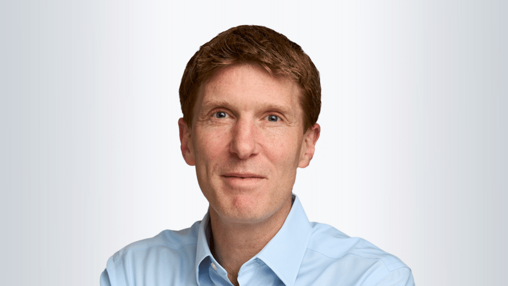 Manus Costello has been promoted from IR to group CFO at Standard Chartered